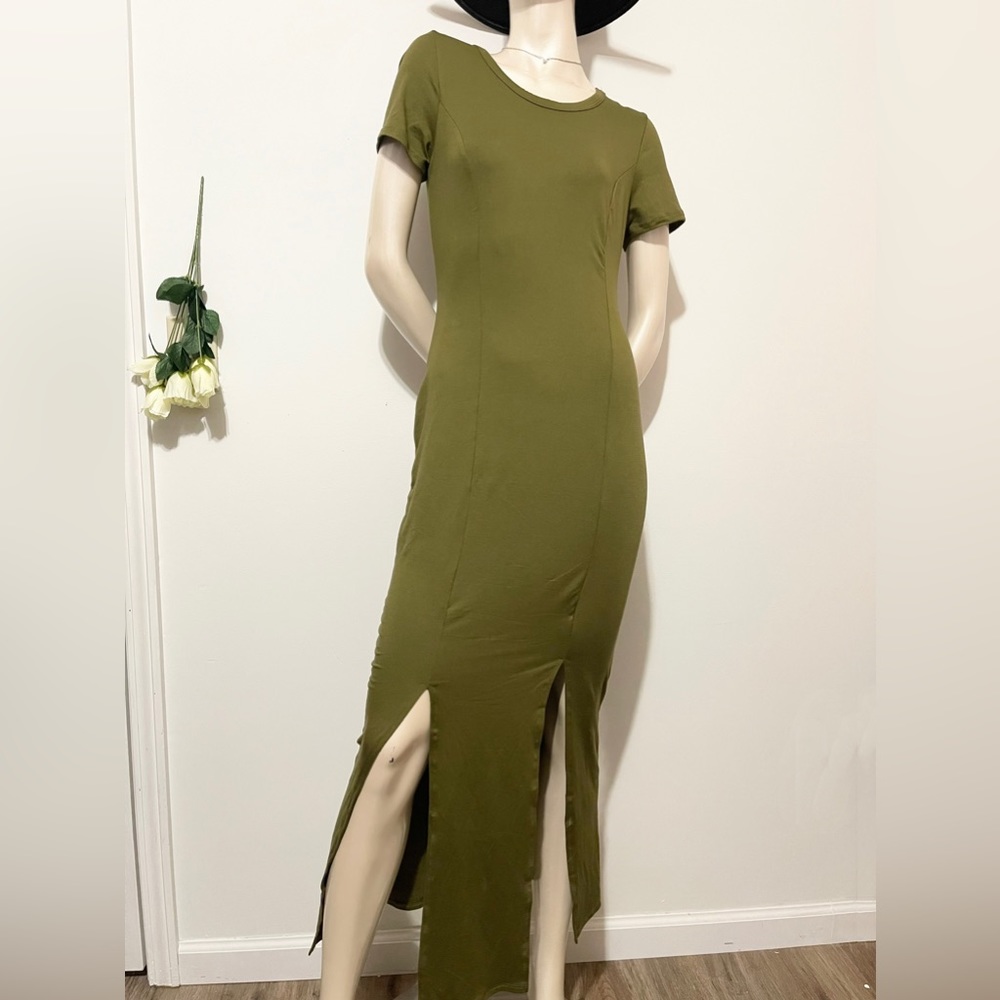11 🎀 Beck Olive Green Maxi Dress 🎀